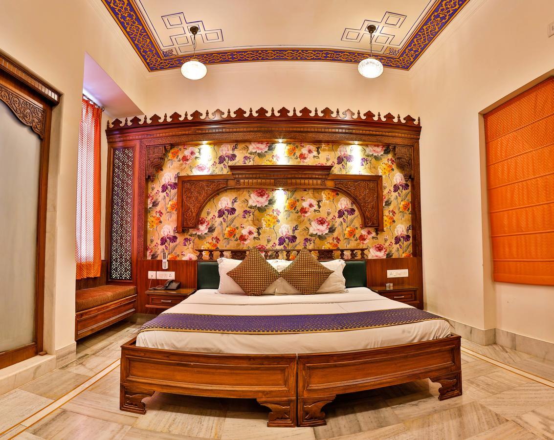 Hotel Pearl Palace Jaipur Bagian luar foto